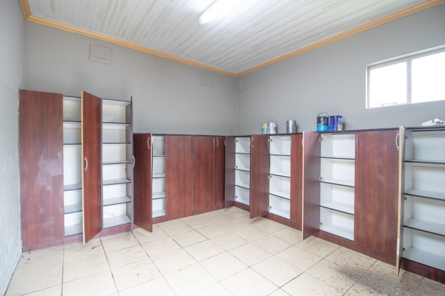 Commercial Property for Sale in Southernwood Eastern Cape